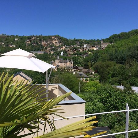 La Desirade Bed & Breakfast Salles-la-Source Екстериор снимка