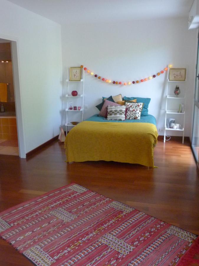 La Desirade Bed & Breakfast Salles-la-Source Екстериор снимка