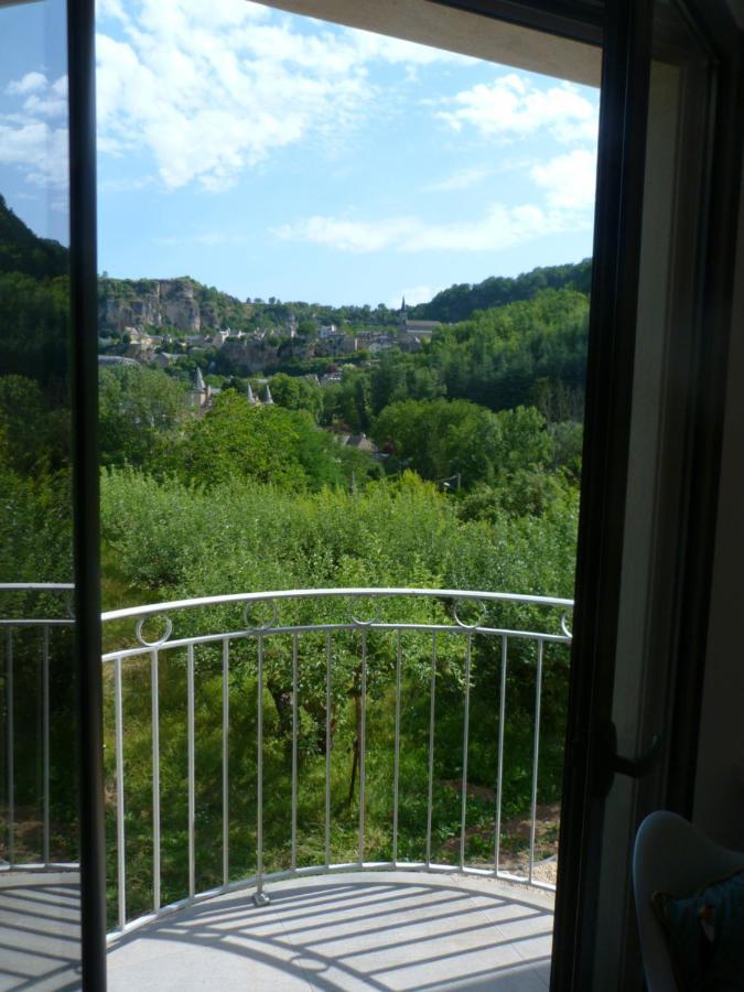 La Desirade Bed & Breakfast Salles-la-Source Екстериор снимка