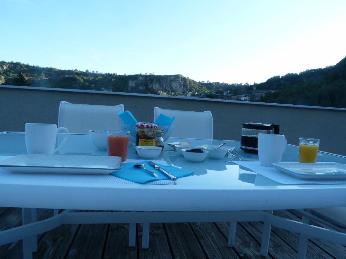 La Desirade Bed & Breakfast Salles-la-Source Екстериор снимка