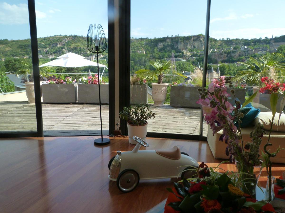 La Desirade Bed & Breakfast Salles-la-Source Екстериор снимка